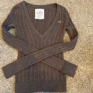 Hollister sweater